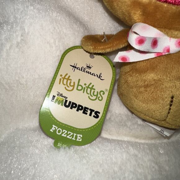 Hallmark Itty Bittys The Muppets Fozzie Bear Disney NEW Mini Plush Stuffed - Picture 2 of 5